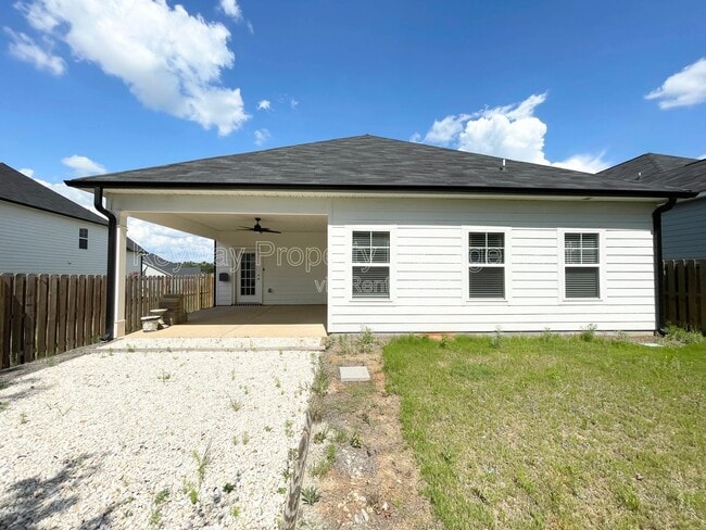 Building Photo - 410 Longford St