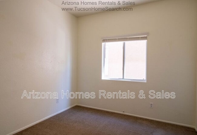 Building Photo - 9037 E Orchid Vine Dr