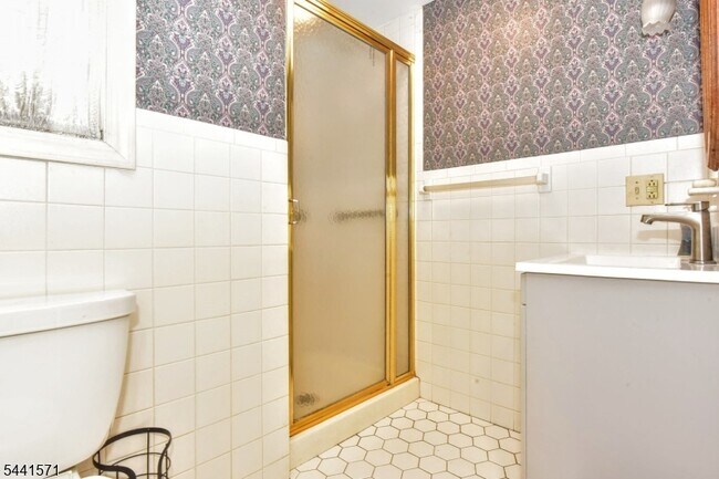 Building Photo - 161 Wyckoff Ave
