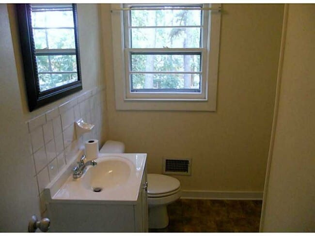 Building Photo - 4267 Chamblee Tucker Rd