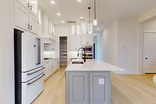 Building Photo - 3113 Somerset Levens Ln