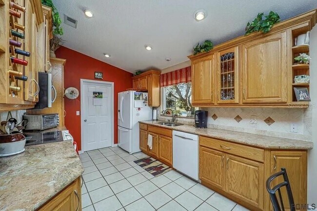 Building Photo - 13 Cedarford Ct