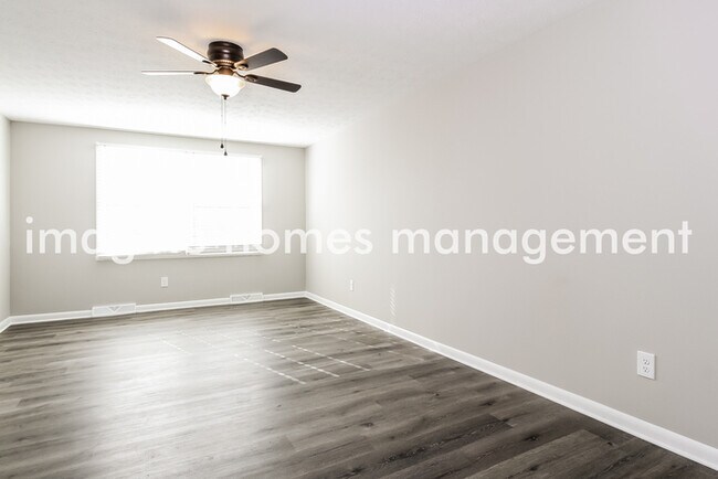 Building Photo - Large, Beautiful 4-Bedroom Colonial Home i...