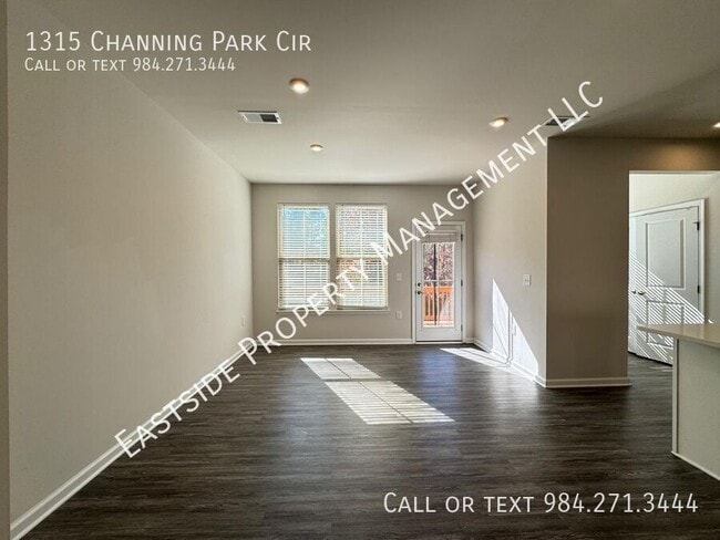 Building Photo - 1315 Channing Park Cir