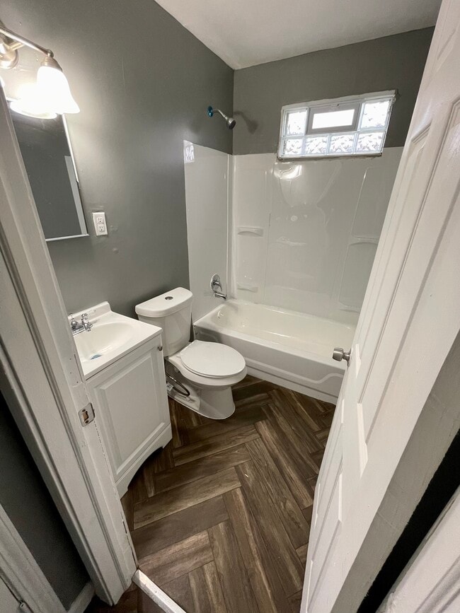 Building Photo - 26089 Lehigh St