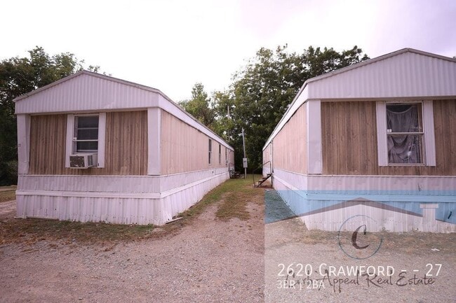 Building Photo - 2620 Crawford Dr