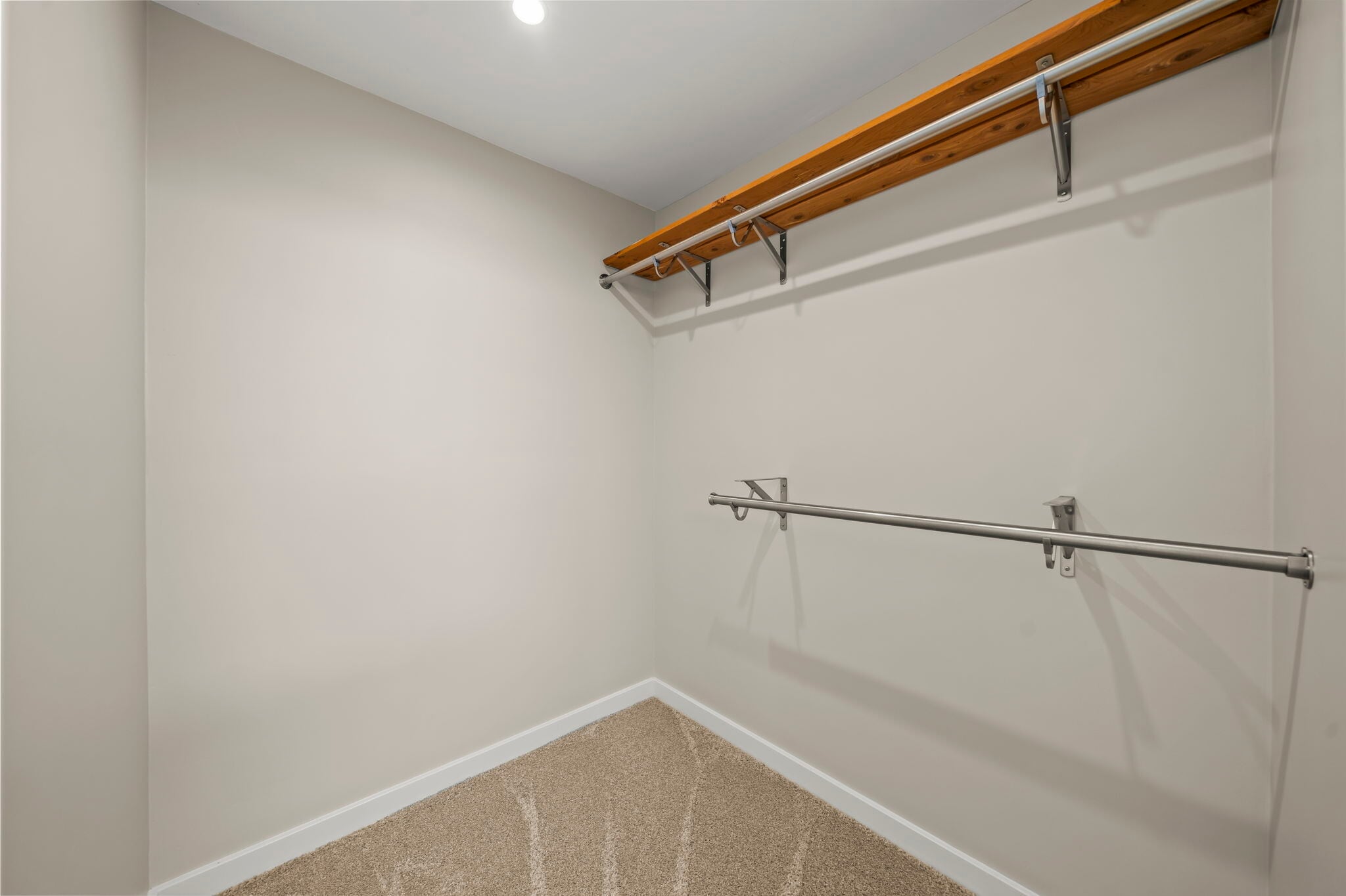 Building Photo - 6364 Osler St