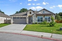 Building Photo - 3921 Tavarez St