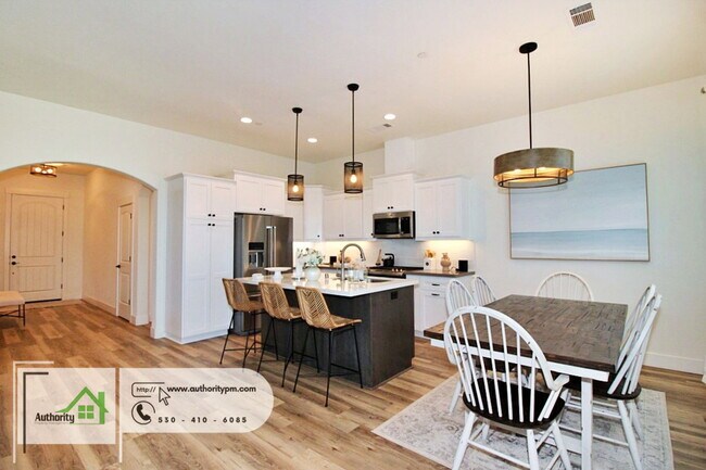 Building Photo - 4624 Pleasant Hills Dr