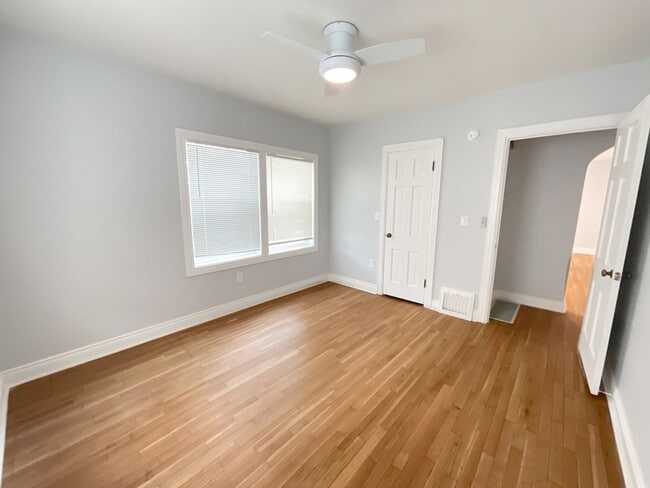 Building Photo - LEASING