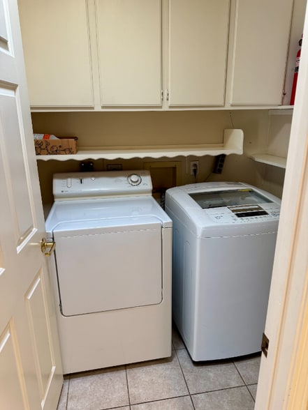 Building Photo - 4627 Cordoba Way