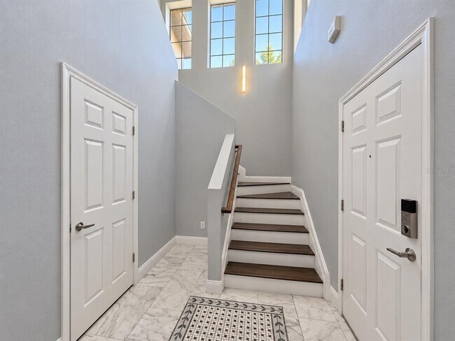 Building Photo - 30039 Mossbank Dr