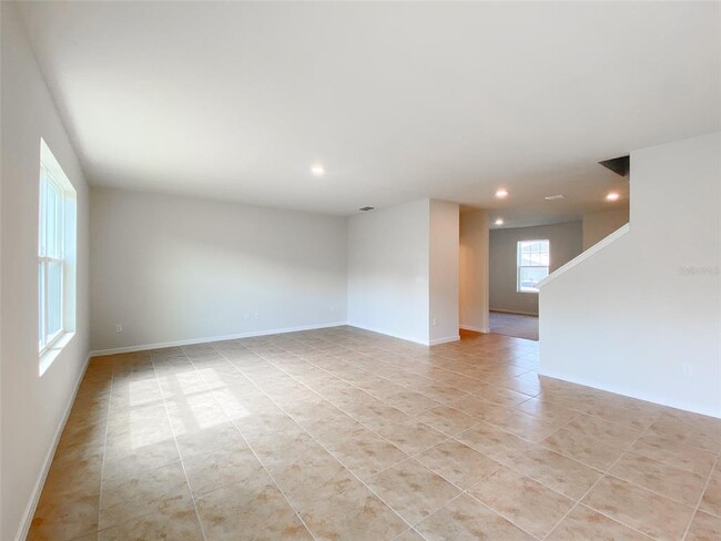 Building Photo - 1564 Aspen Ave