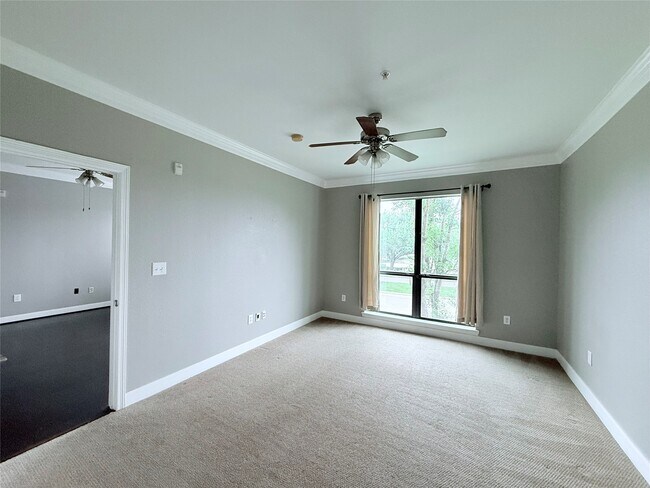 Building Photo - 2299 Lone Star Dr