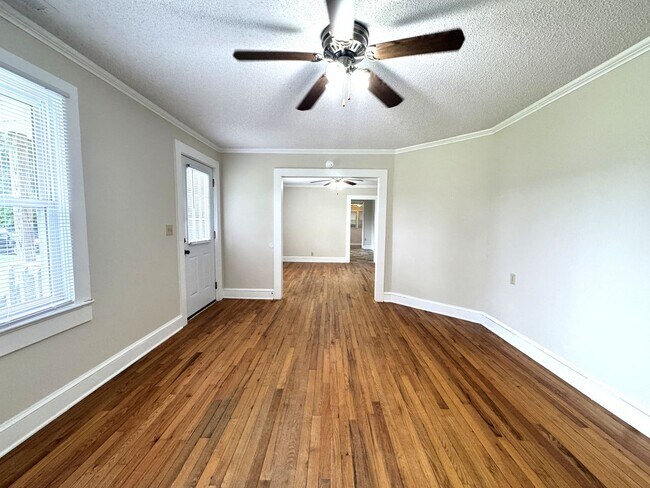 Building Photo - 1103 Onslow Pines Rd