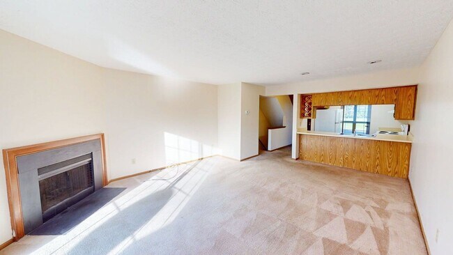 Building Photo - 5929 Shadow Lake Cir