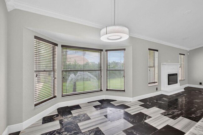 Building Photo - 1295 Longlea Terrace
