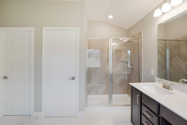 Building Photo - Spacious Home in Easton Park / McKinney Falls