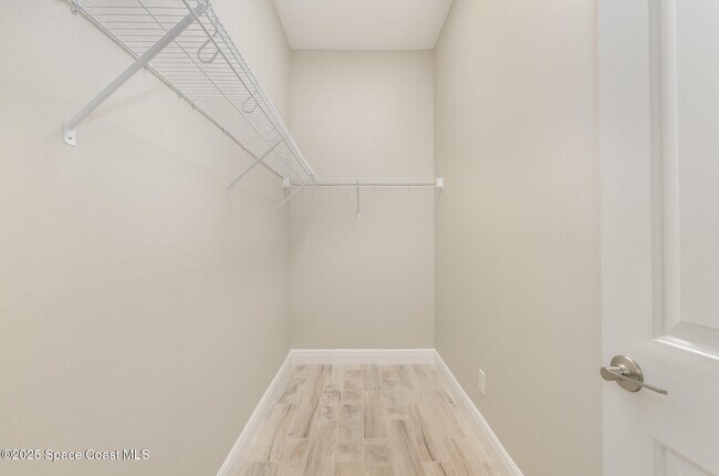 Building Photo - 3960 Poseidon Way