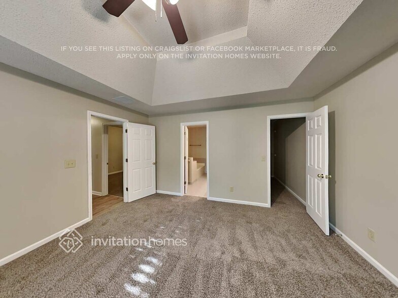 Building Photo - 185 Steeplechase Dr