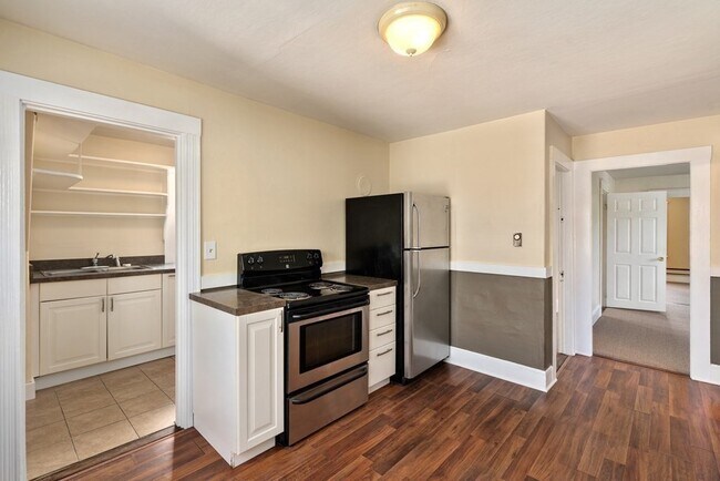 Building Photo - 29 Smith St