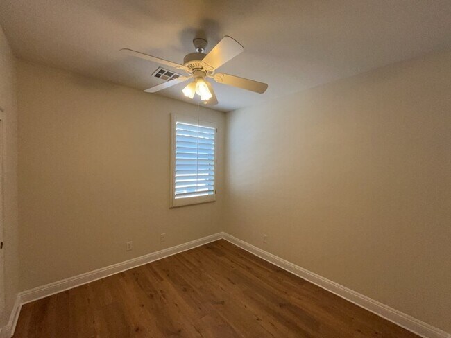 Building Photo - 6043 Eganridge Ct