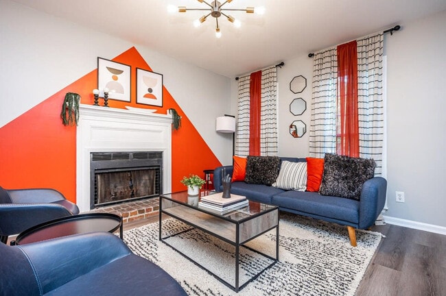 Building Photo - 1277 Sweet Pine Dr