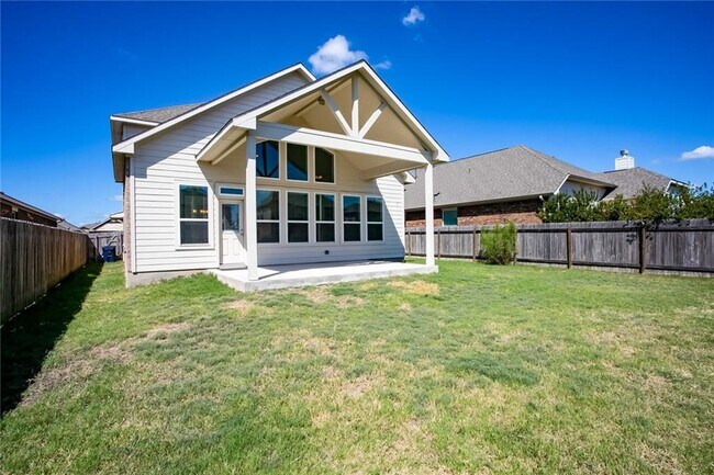 Building Photo - 8049 Arezzo Dr