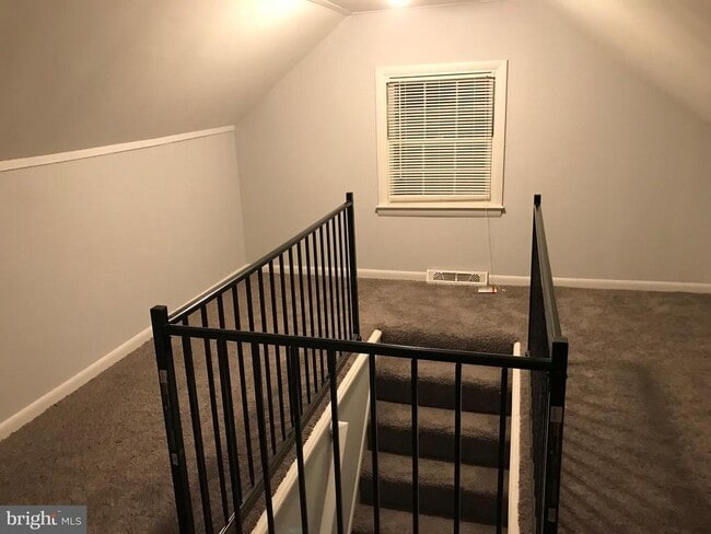 Building Photo - 303 3rd Ave SE