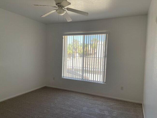Building Photo - Spacious 3-Bedroom Condo in Guard-Gated Community with Garage