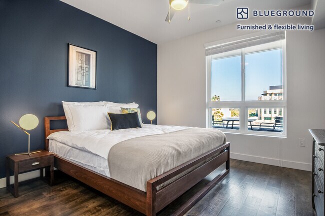 Building Photo - 10601 Washington Blvd