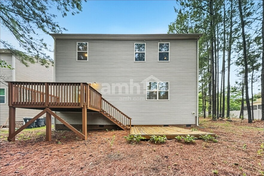 Building Photo - 305 Switchback Street
