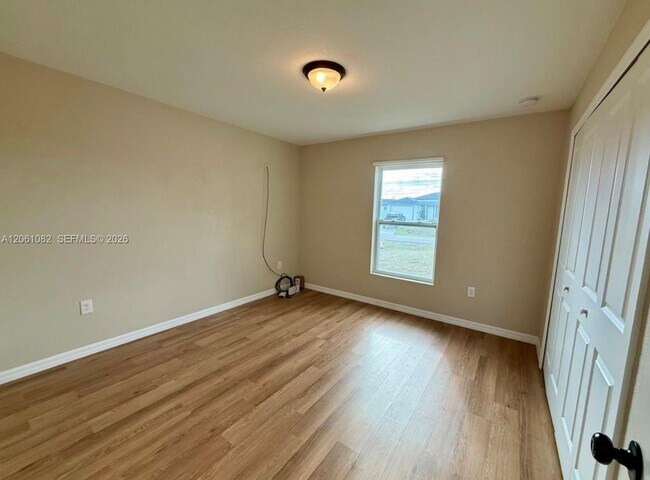 Building Photo - 7033 Waldo Cir
