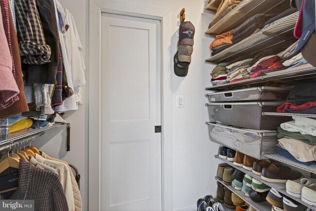 Building Photo - 2905 Georgia Ave NW