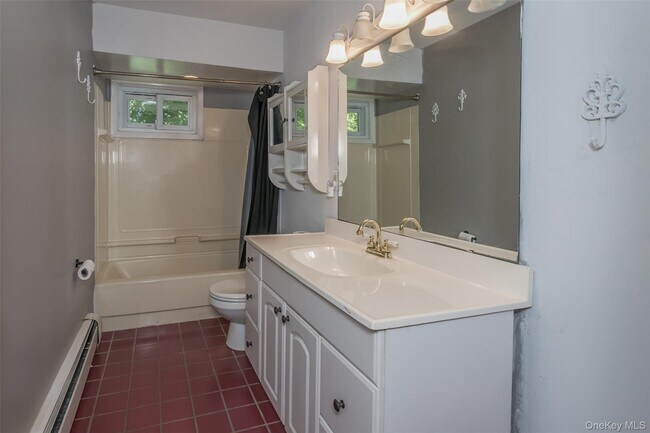 Building Photo - 549 NY-94