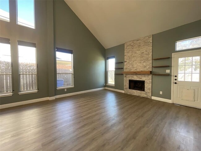 Building Photo - 3300 Bratton Heights Dr