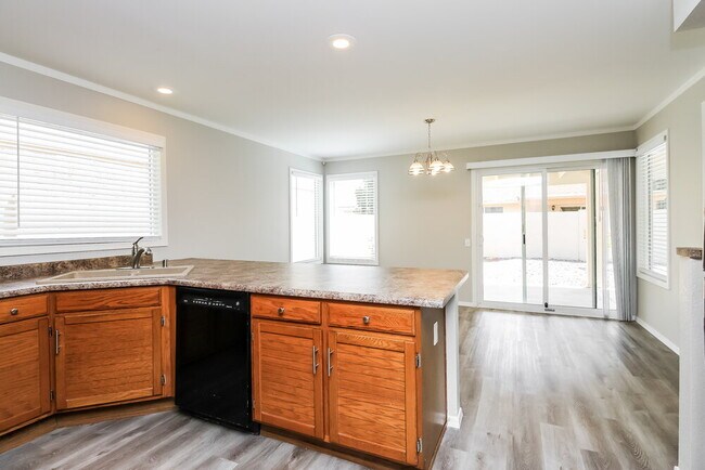 Building Photo - 5119 W Boston Way S