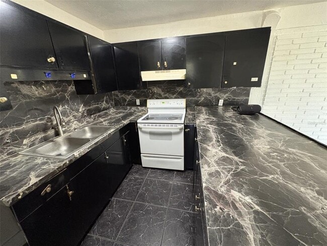 Building Photo - 1836 SW Harlem Cir