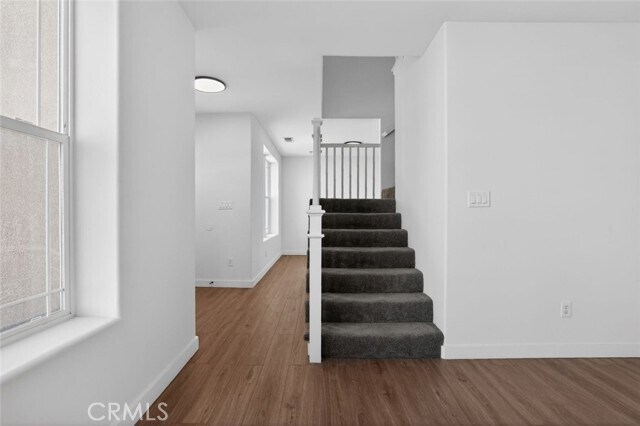 Building Photo - 423 Rian Noelle Ct