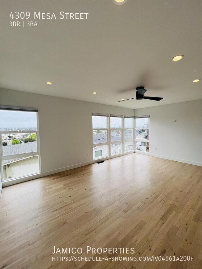 Building Photo - 4309 Mesa St