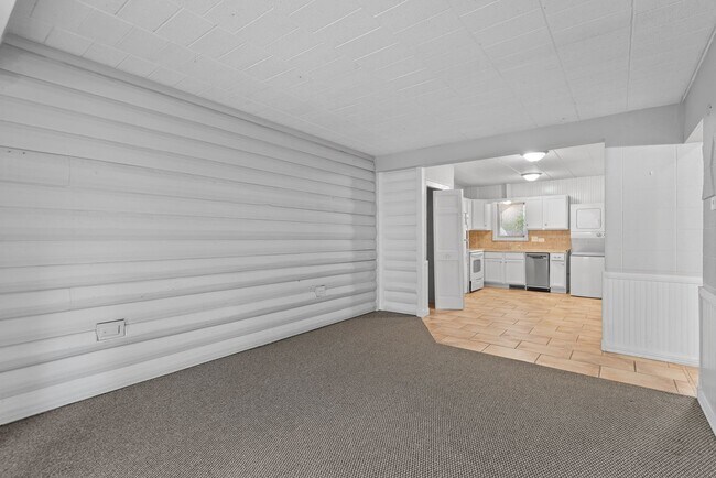 Building Photo - Great pet friendly 1 BR/1Bath  in St. Anth...