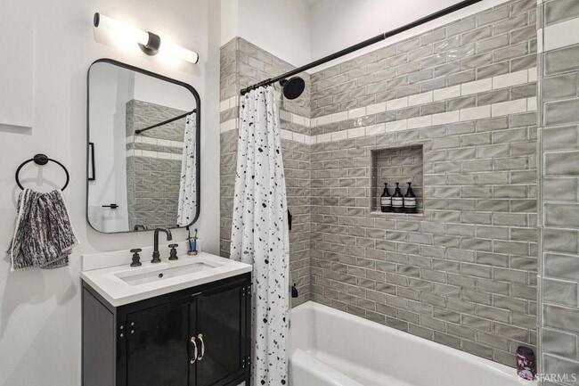 Building Photo - 2856 Sacramento St