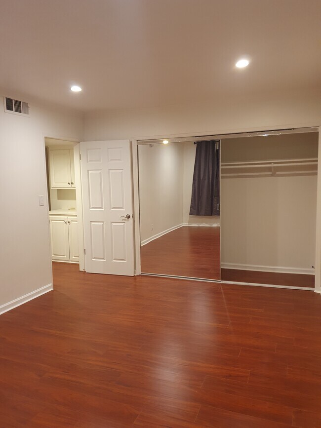 Bedroom 2 - 20202 Cohasset St