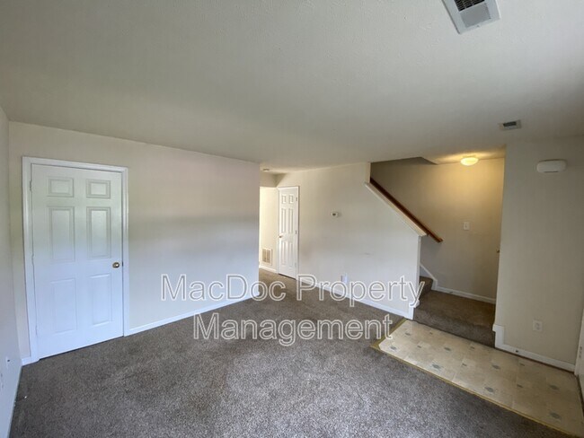 Building Photo - 9740 W Midland Way