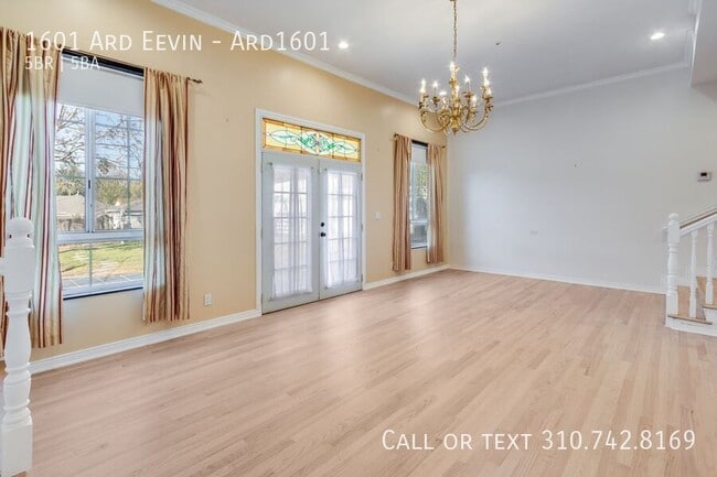 Building Photo - 1601 Ard Eevin Ave