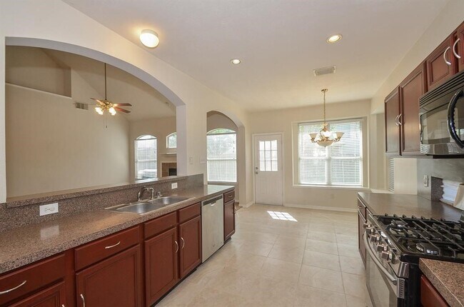 Building Photo - 17407 S Sienna Cove Ln