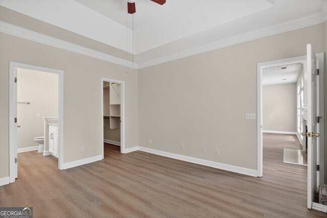 Building Photo - 13375 Avensong Crossing