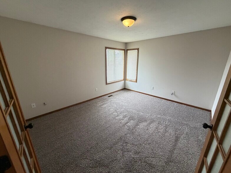 Building Photo - 4541 Brookmeadow Ct SE