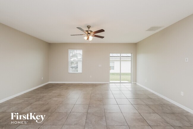 Building Photo - 10111 Crested Fringe Dr