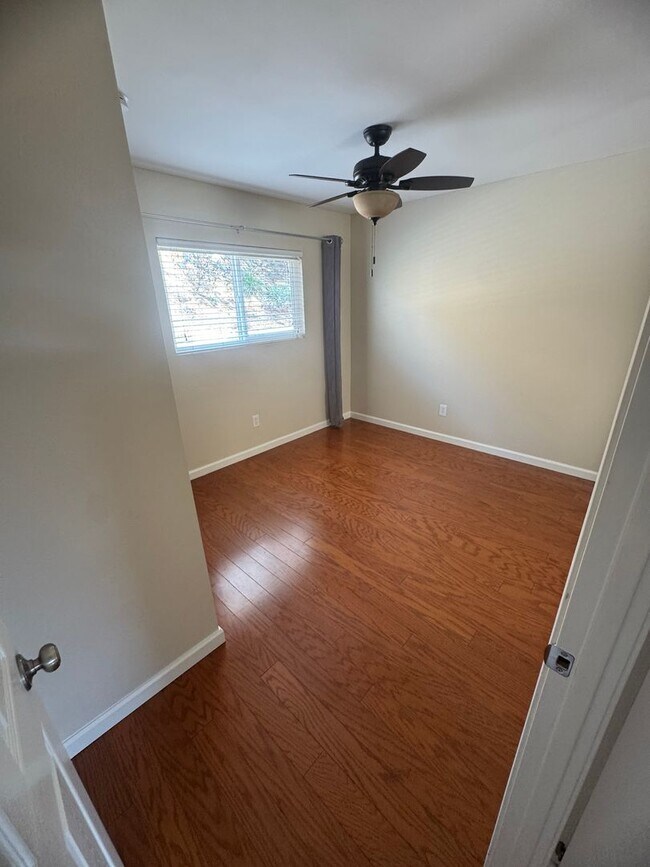 Building Photo - Beautifully Remodeled 3-Bedroom Home in Po...